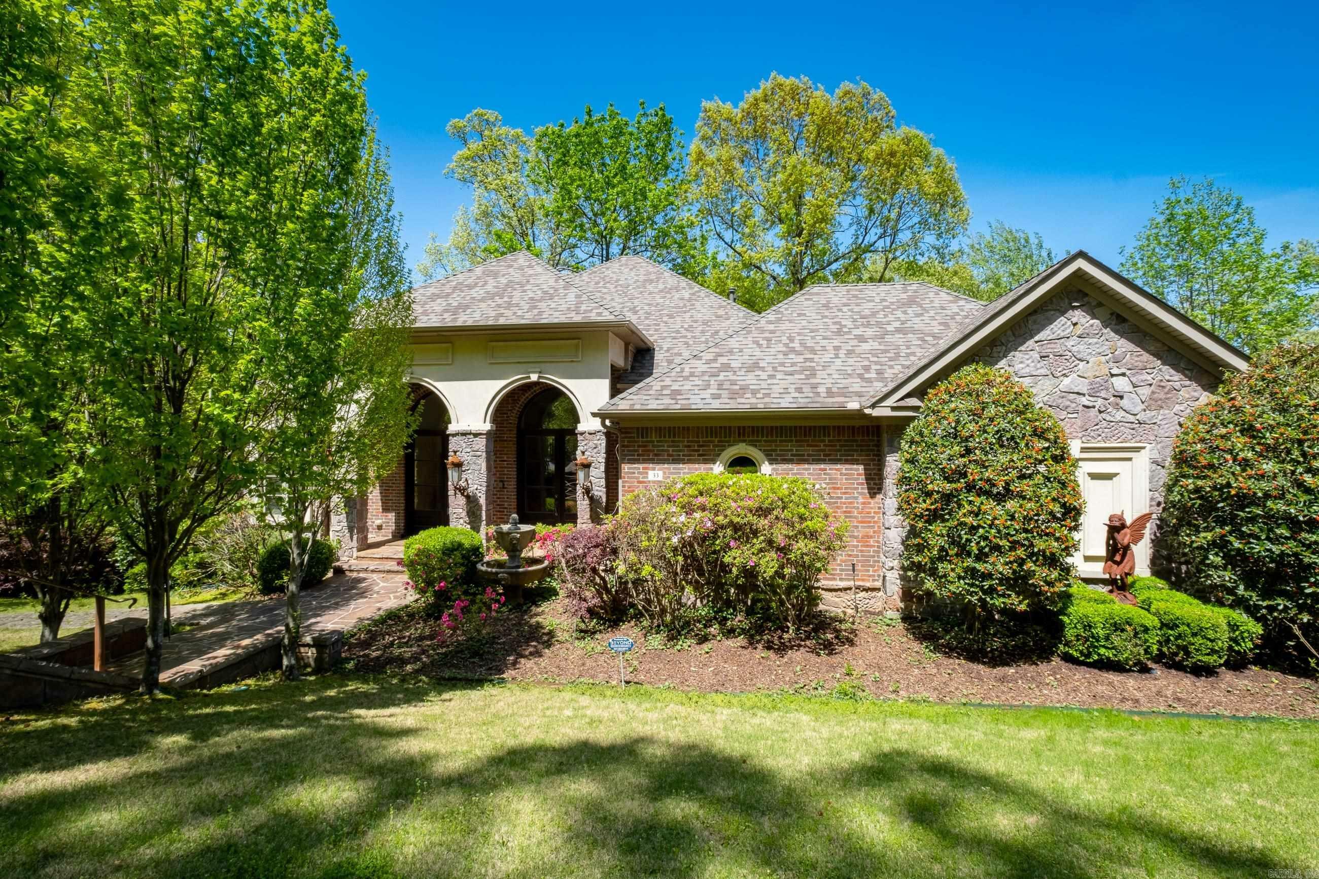 Property Photo: 33 Greathouse Bend Drive AR 72207