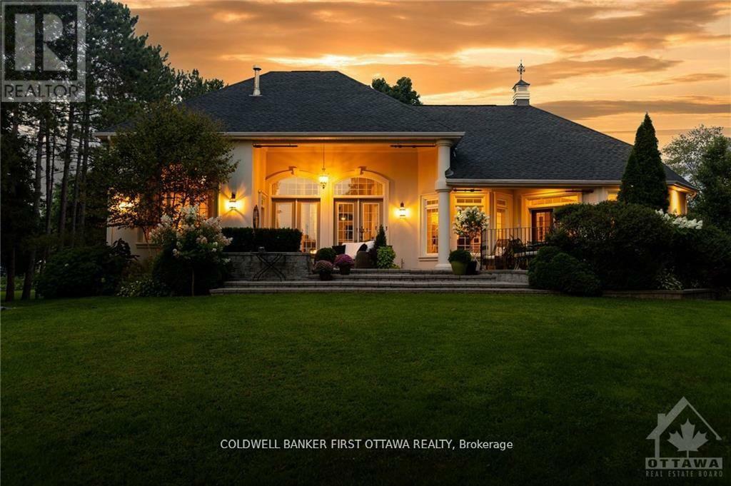Property Photo: 6197 Ottawa Street ON K0A 2Z0
