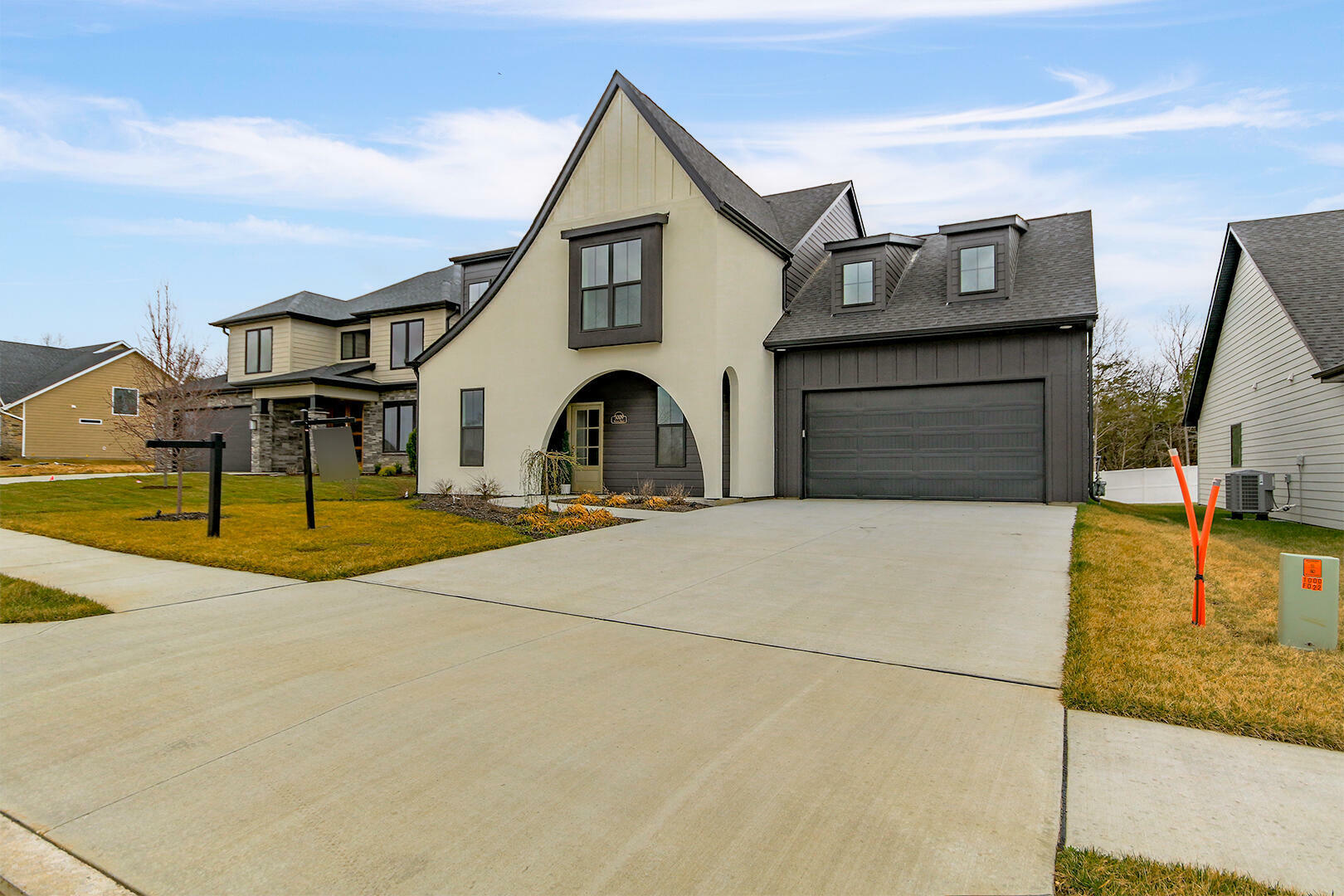 Property Photo: 5009 Whisper Dr MO 65203
