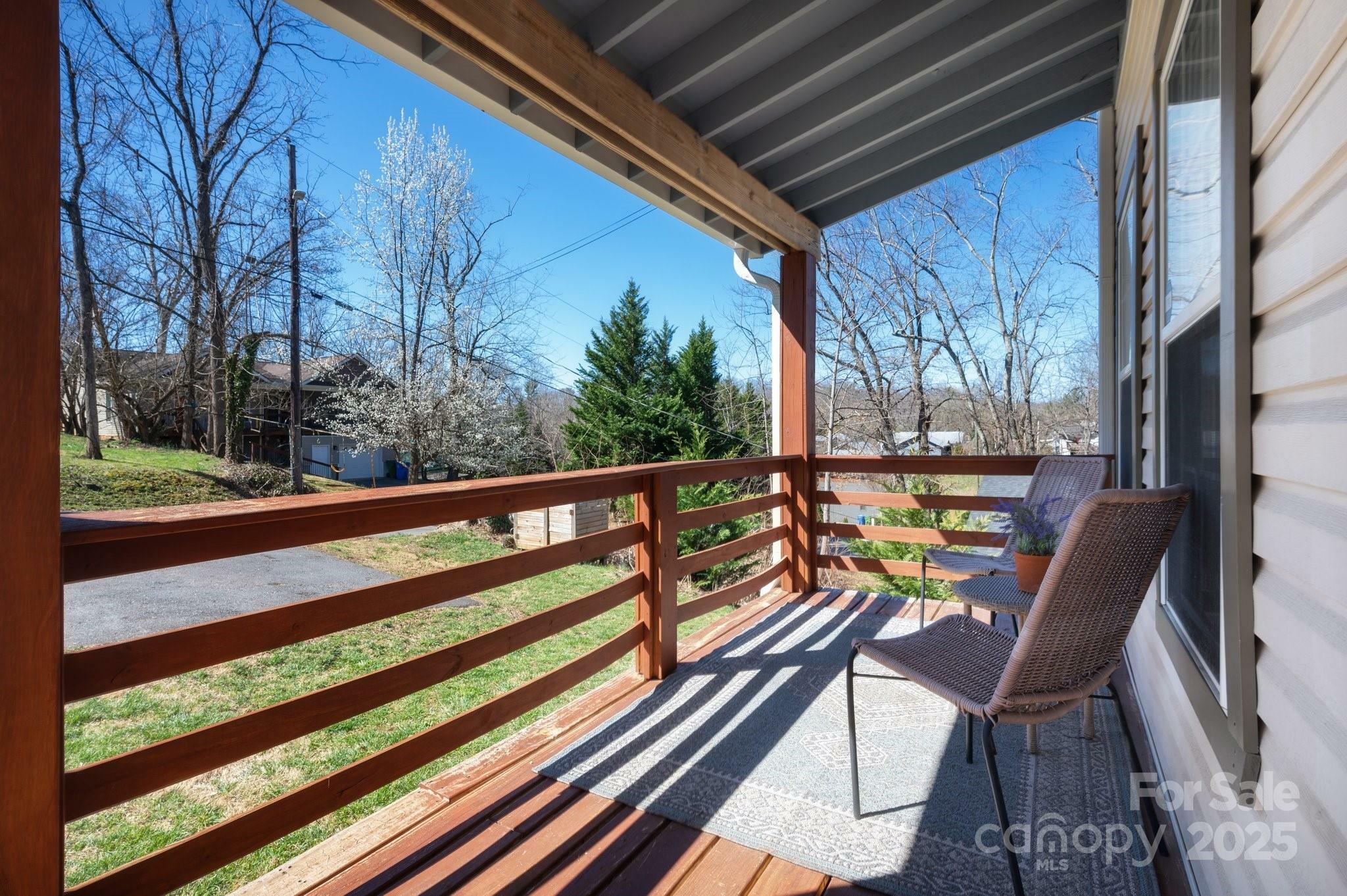 Property Photo: 10 Peace Street NC 28806
