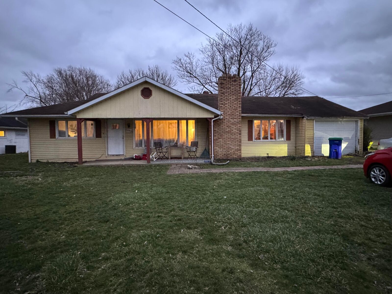 Property Photo: 1293 Dayton NW Avenue OH 43160