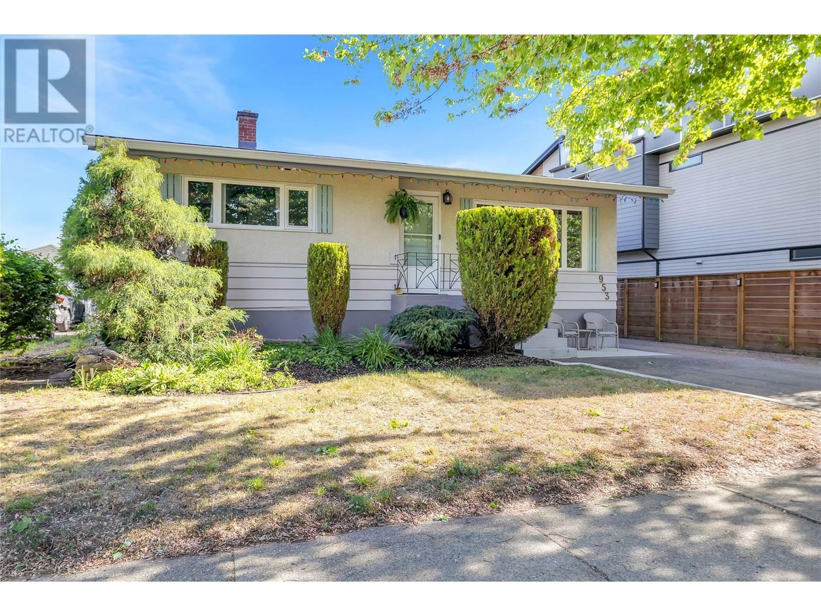 Property Photo: 953 Borden Avenue BC V1Y 6A5