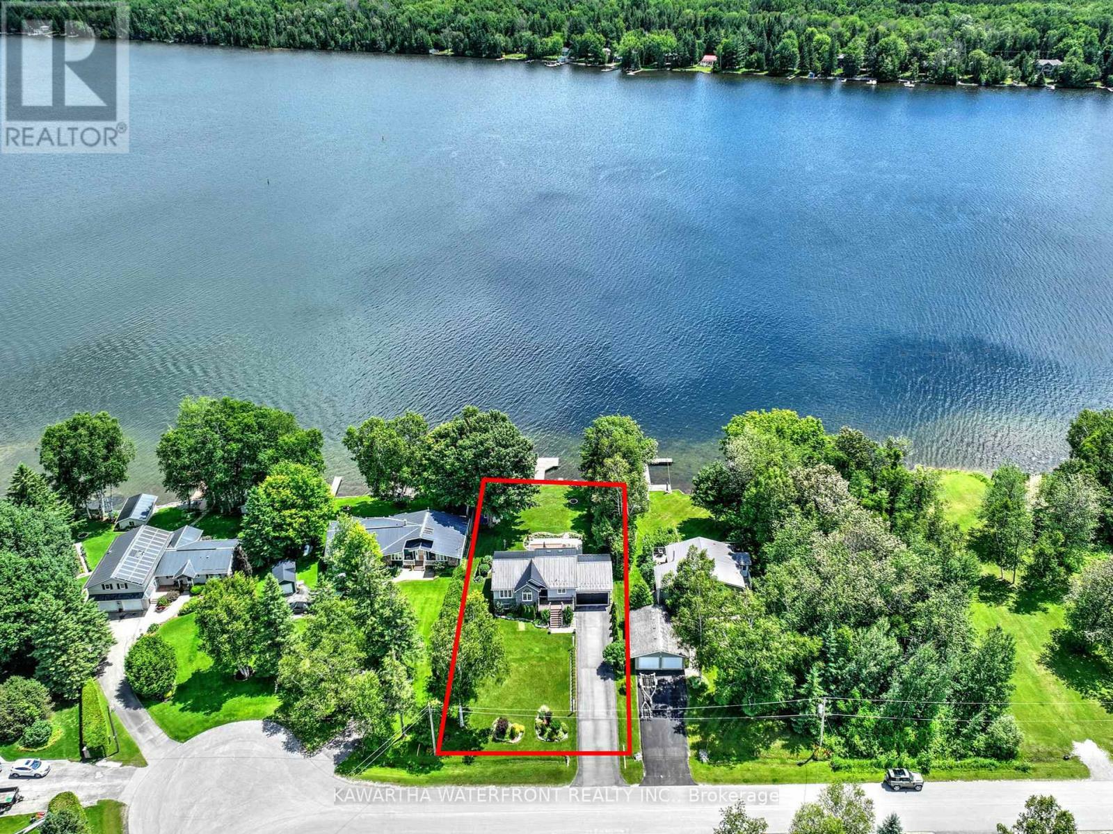 Property Photo: 26 Greenwood Crescent ON K0M 1T0