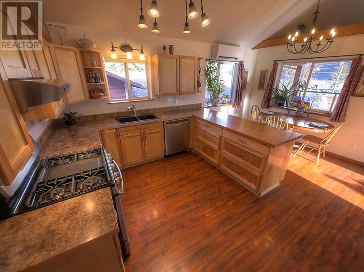 Property Photo: 504 Centre Street BC V0G 1M0