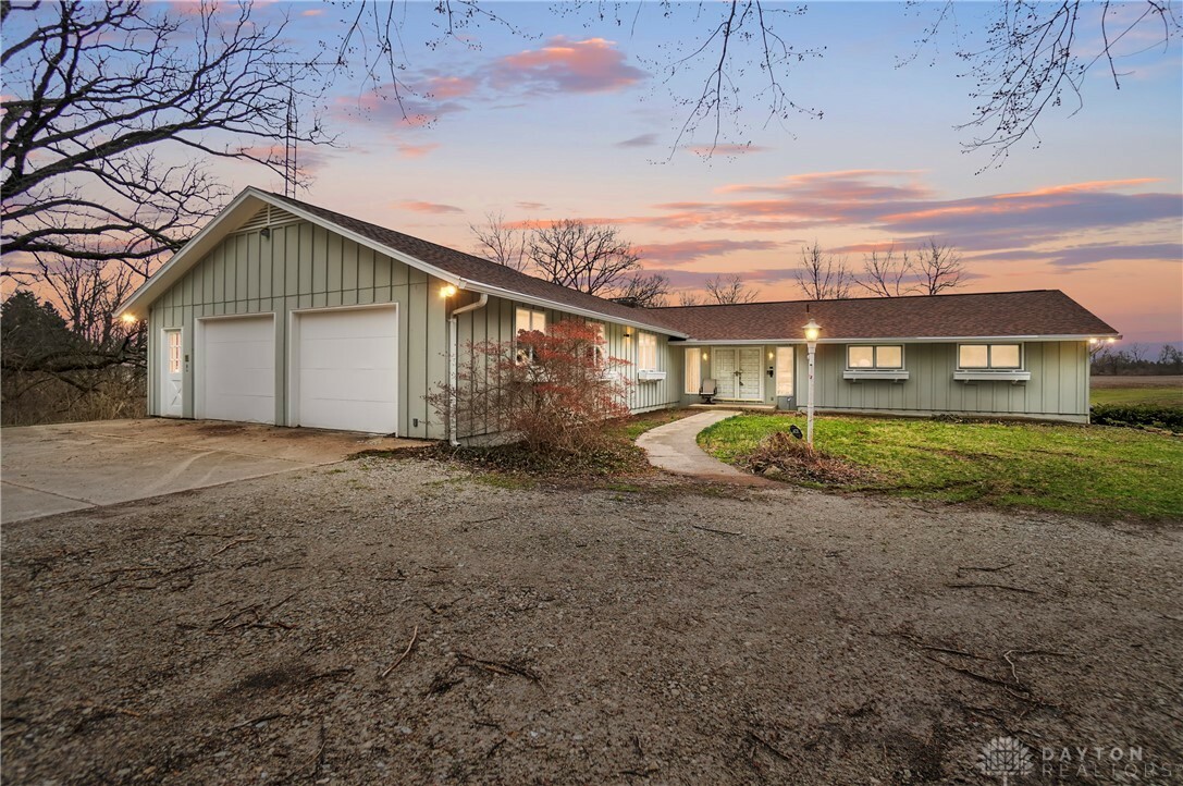 Property Photo: 1831 Fairfield Pike OH 45502