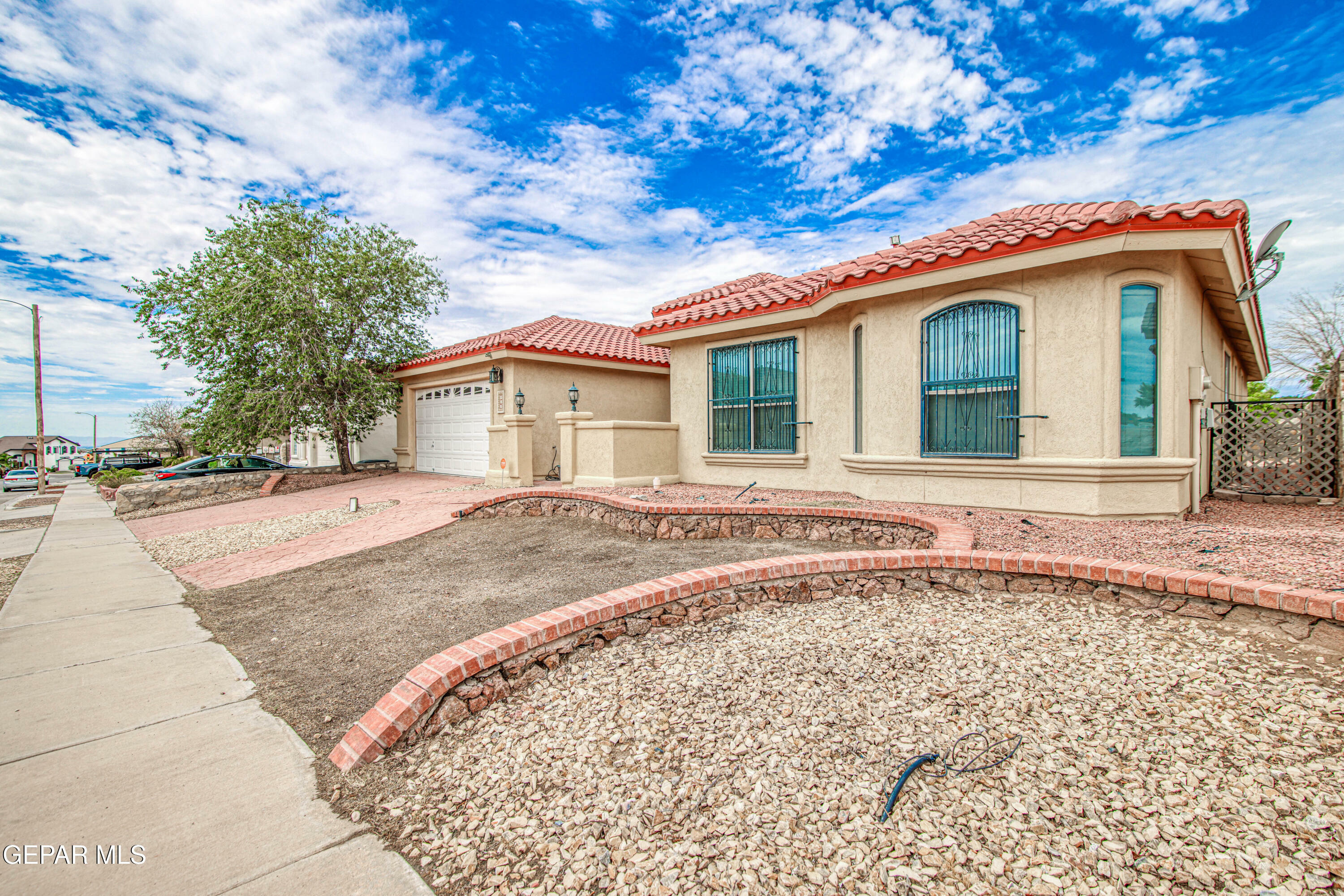 Property Photo: 863 Southwick Drive TX 79928