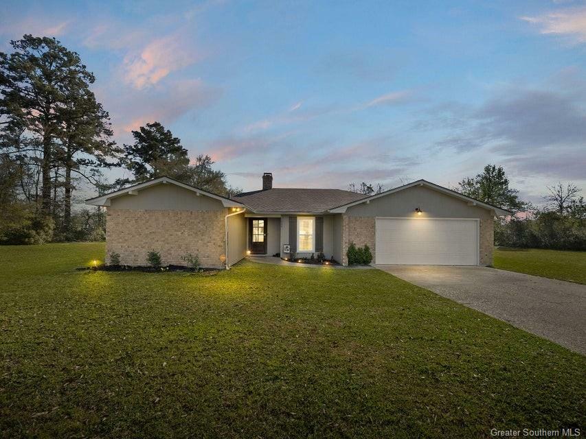 Property Photo: 1904 Lakeside Street LA 70634