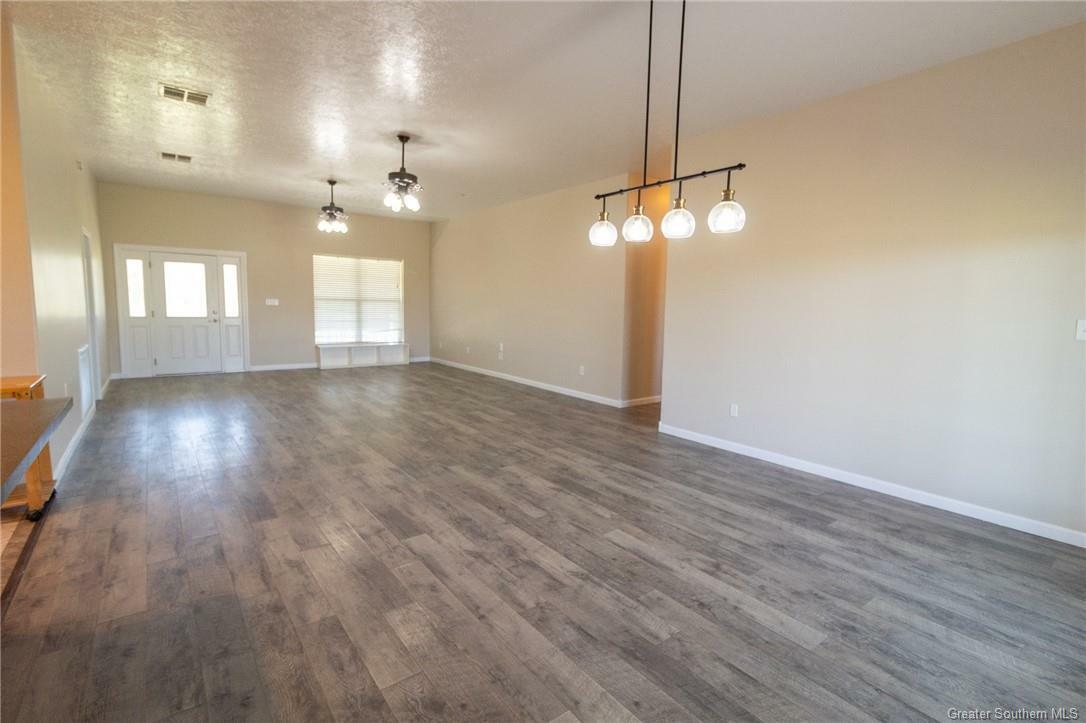 Property Photo: 168 Constance Road LA 70607