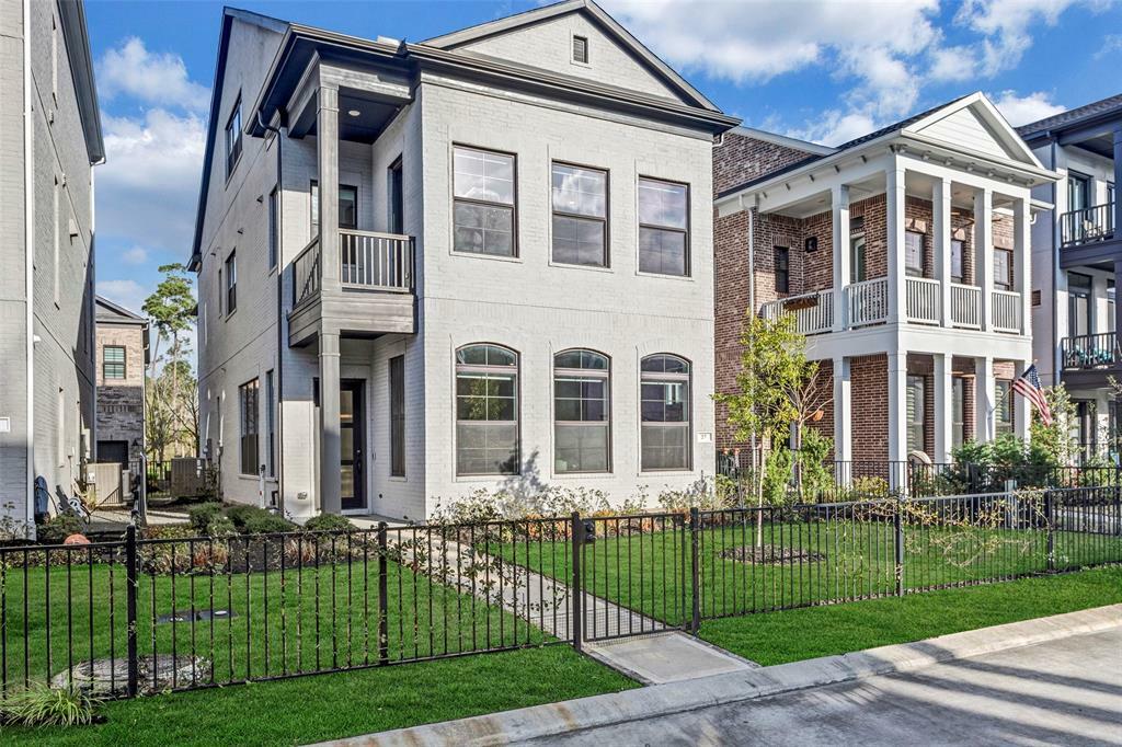 27 Amerson Bay Way  The Woodlands TX 77380 photo