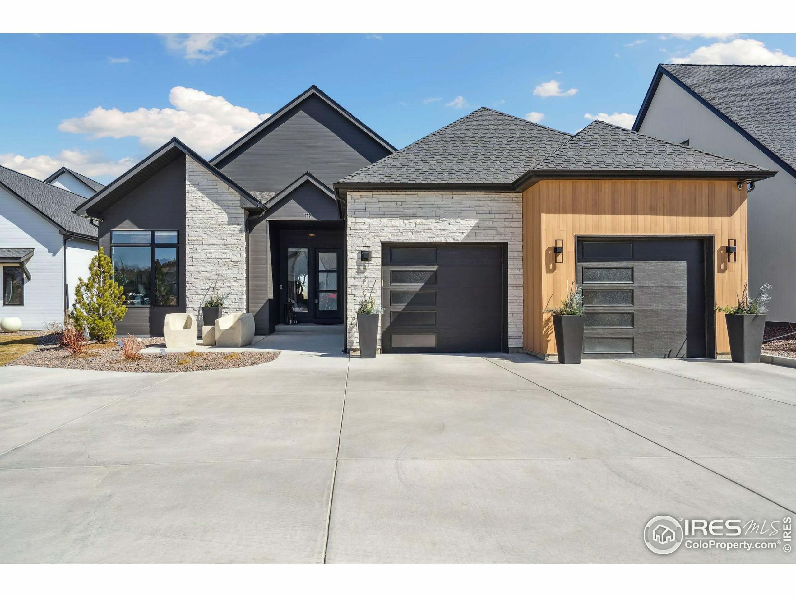 Property Photo: 1773 Beachside Dr CO 80550
