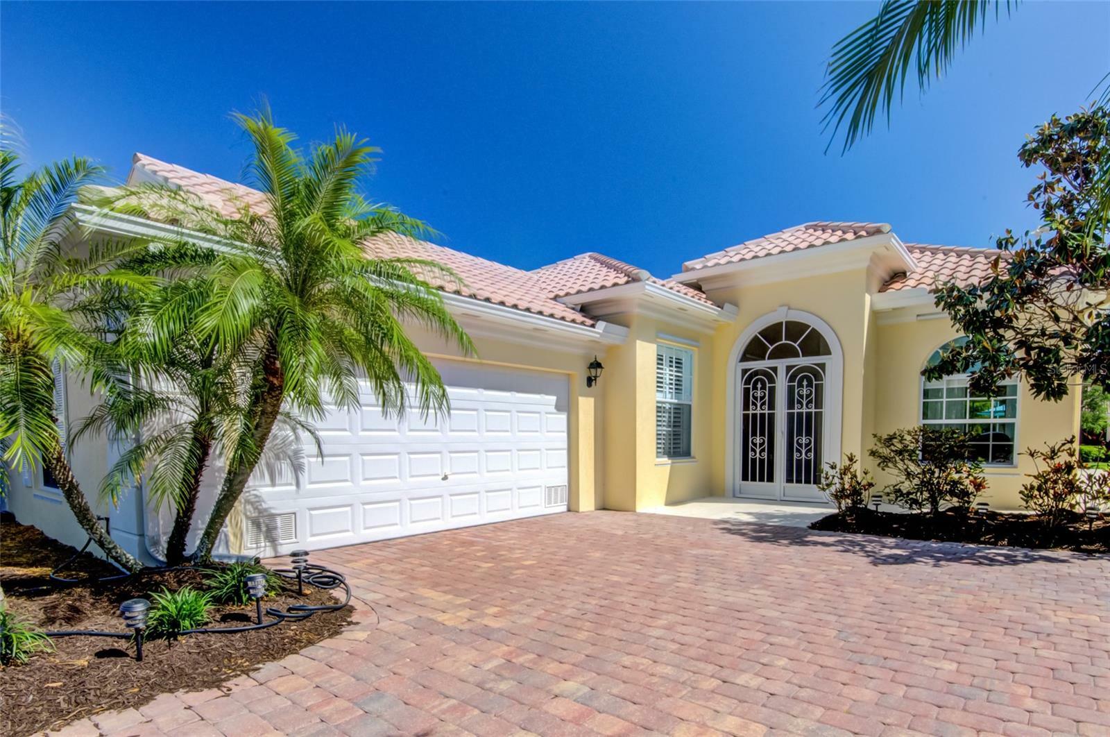 Property Photo: 5622 Octonia Place FL 34238
