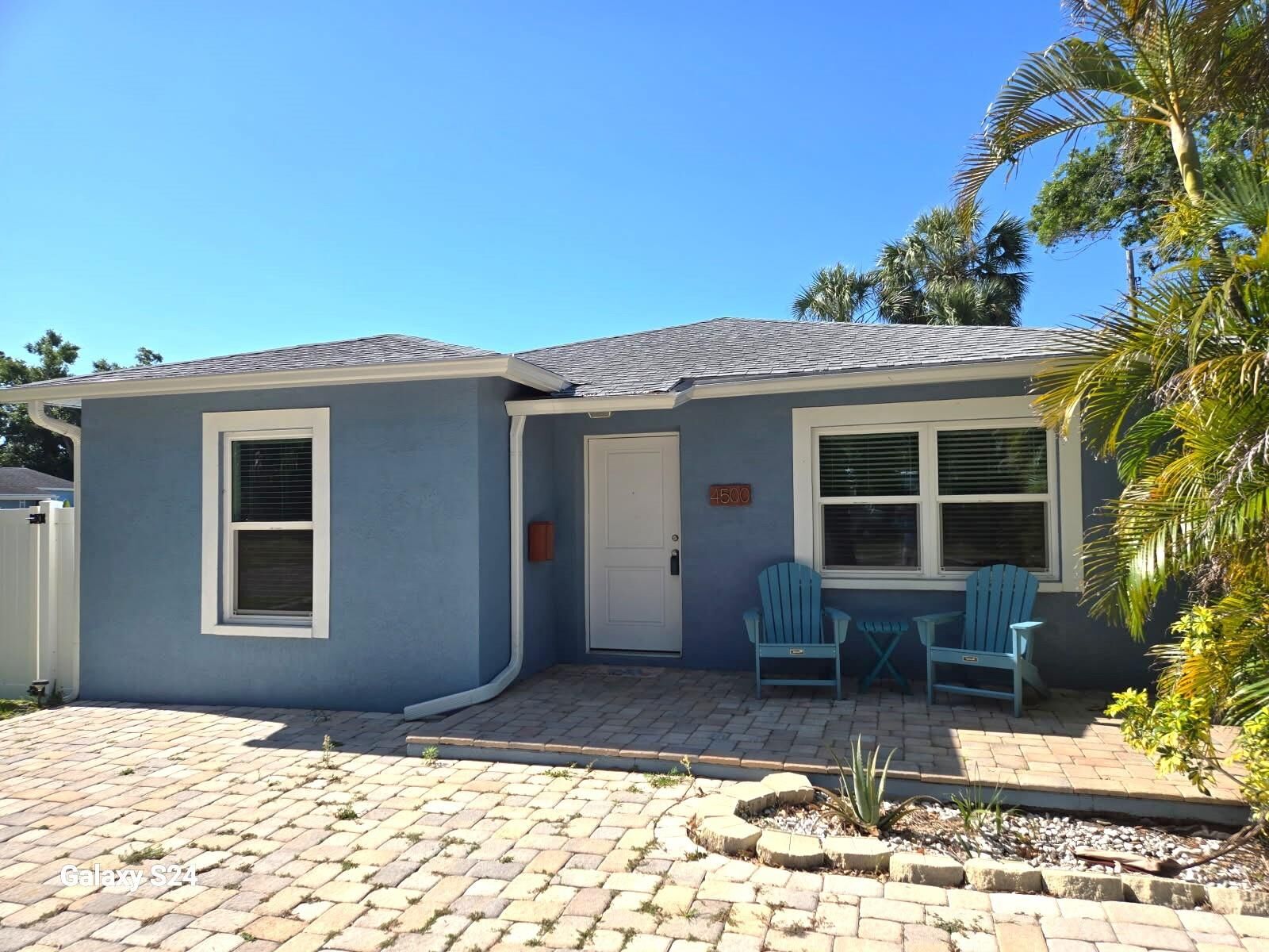 Property Photo: 4500 23rd Avenue S FL 33711