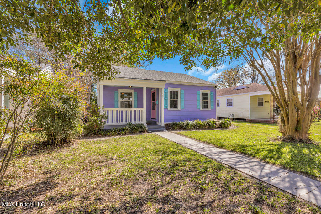 Property Photo: 2320 Pine Avenue MS 39501