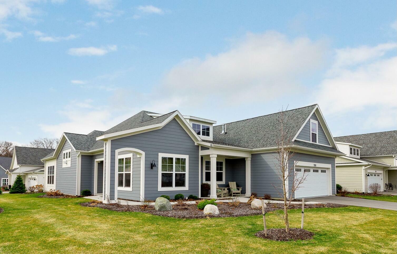708 Bayshore Drive  Holland MI 49424 photo