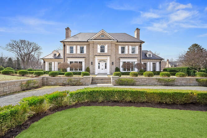 Property Photo:  330 S County Line Road  IL 60521 