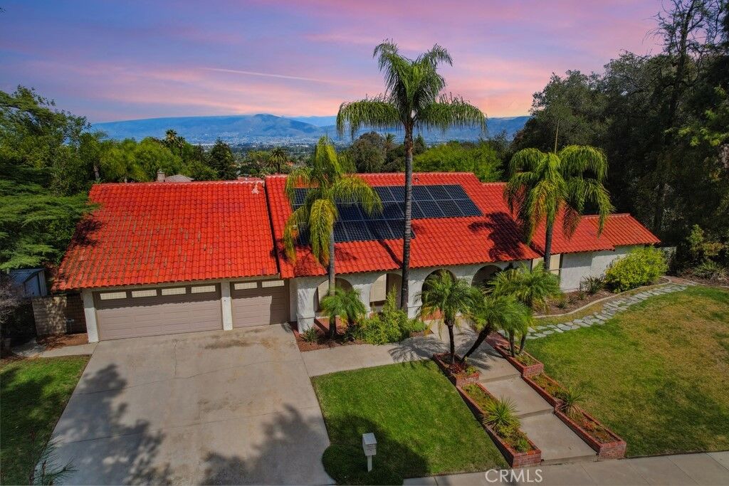 Property Photo: 1510 Piedmont Lane CA 92373