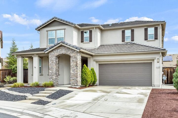 Property Photo: 4129 Hydra Circle CA 95747