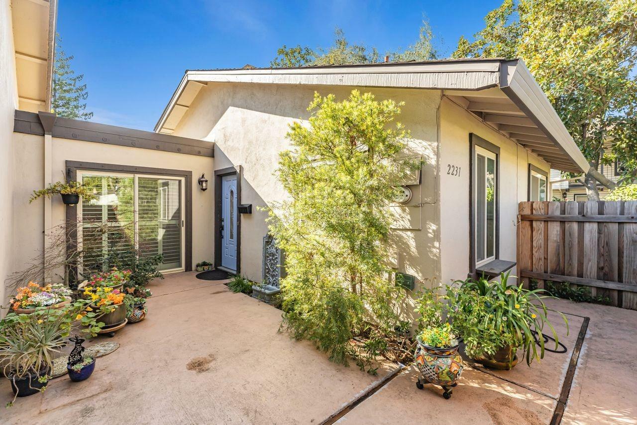 2231 Bridlewood Drive  Rancho Cordova CA 95670 photo