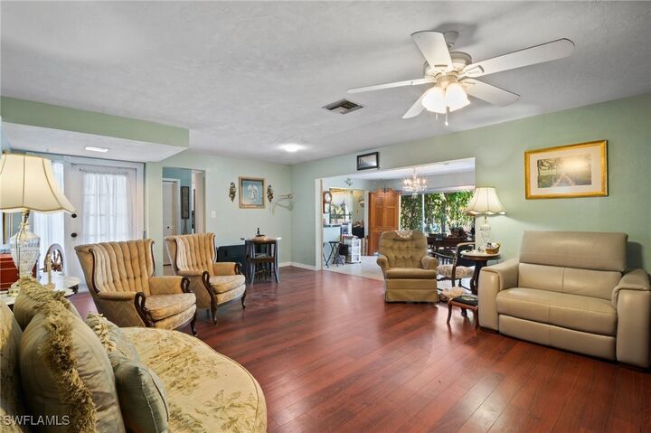 Property Photo: 1557 Woodwind Court FL 33919