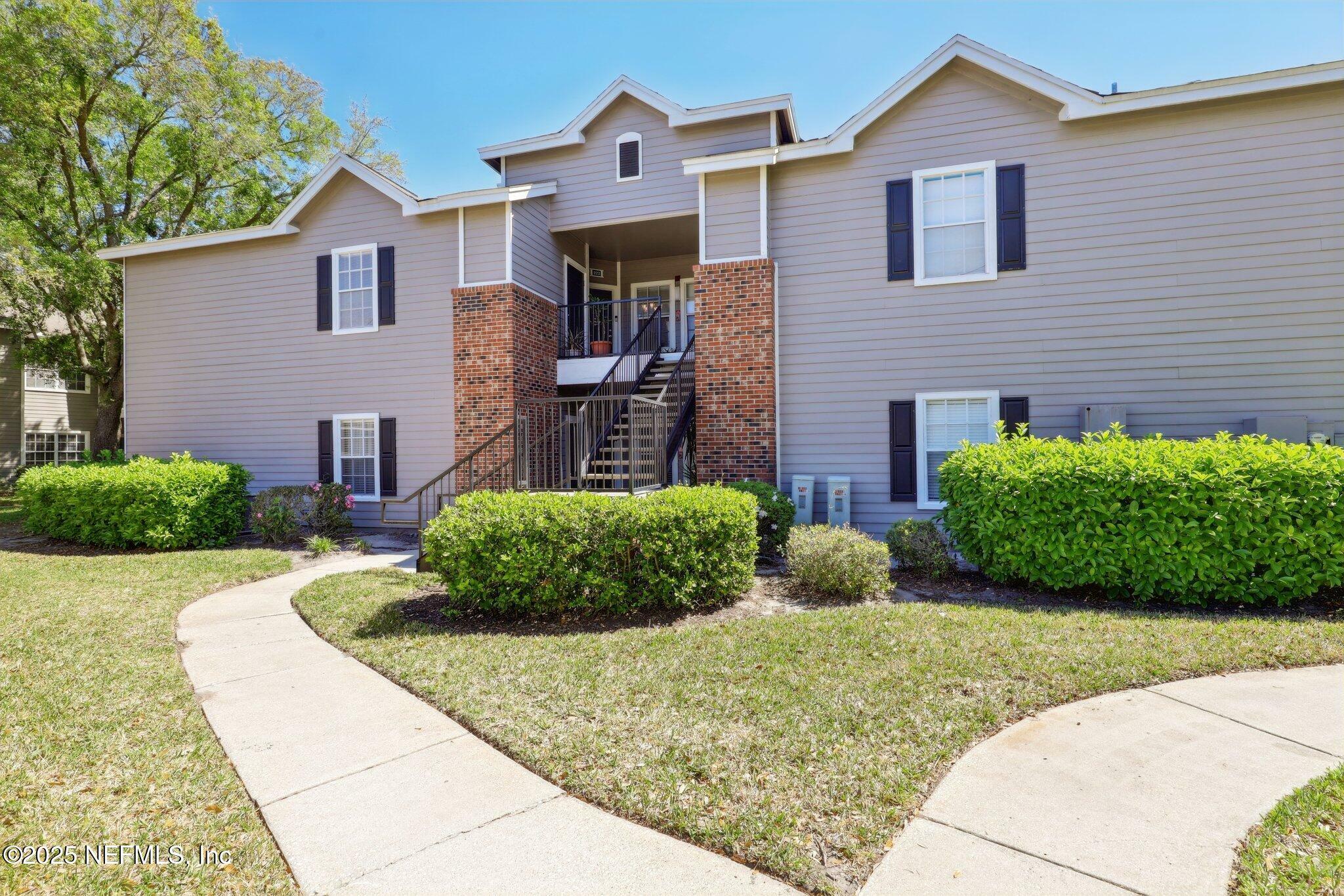 Property Photo: 10000 Gate Parkway N 222 FL 32246