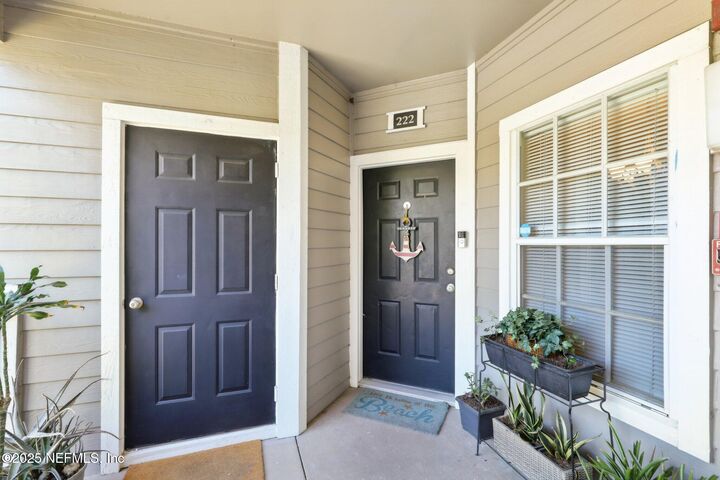Property Photo:  10000 Gate Parkway N 222  FL 32246 