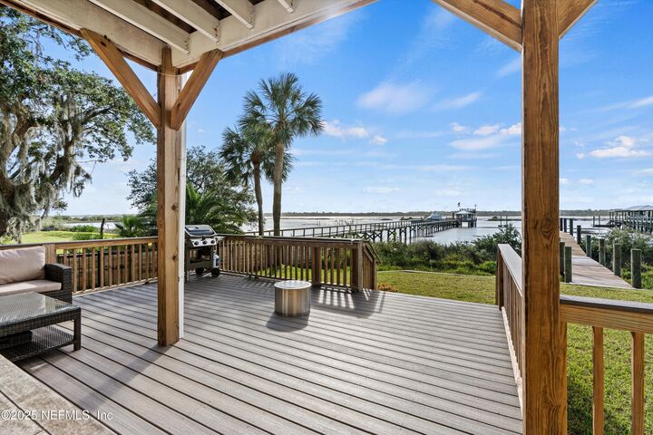 Property Photo: 5532 Sunset Landing Circle FL 32080