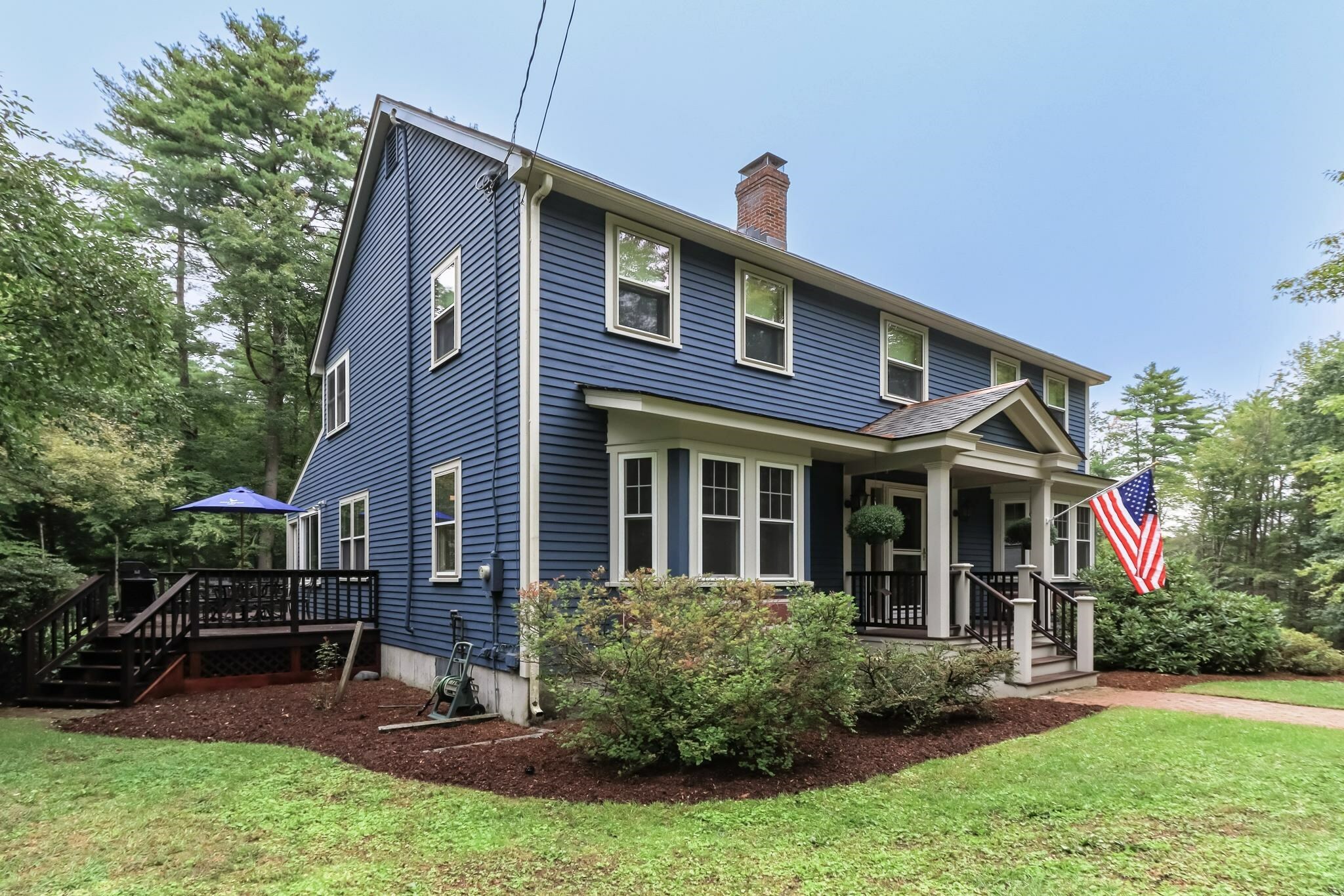 Property Photo: 7 Arrowwood Road NH 03070