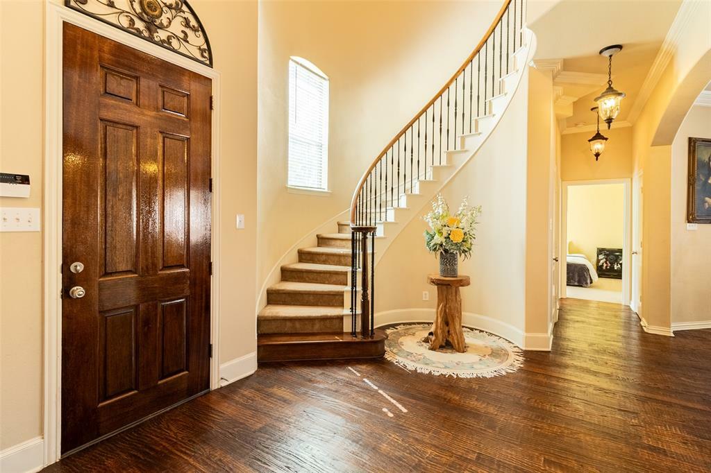 Property Photo:  920 White River Drive  TX 75013 