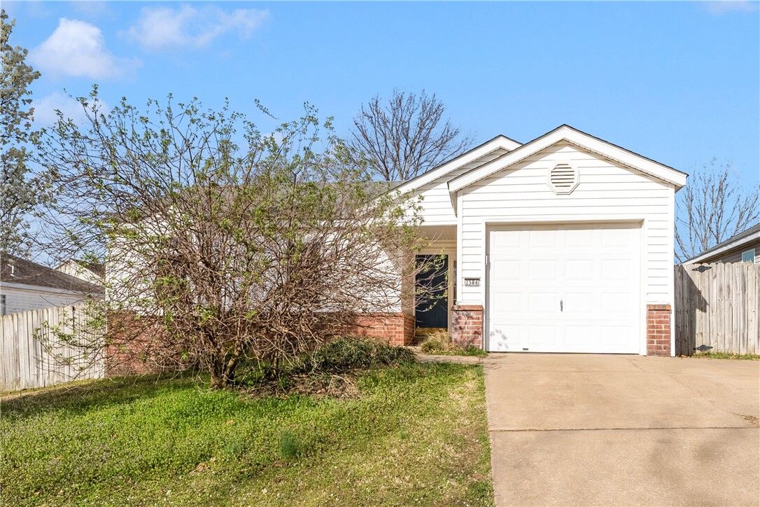 Property Photo:  2584 Lost Springs Street  AR 72764 