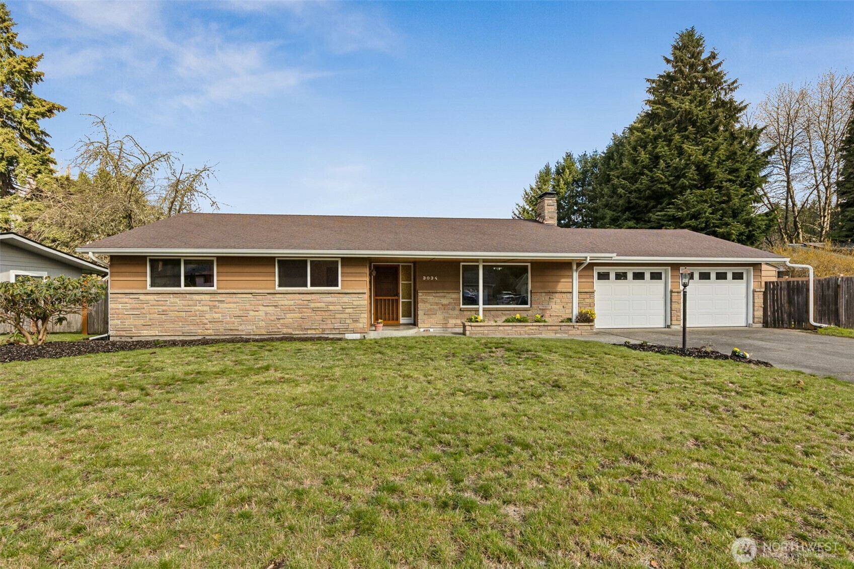 Property Photo: 3034 59th Court SE WA 98501