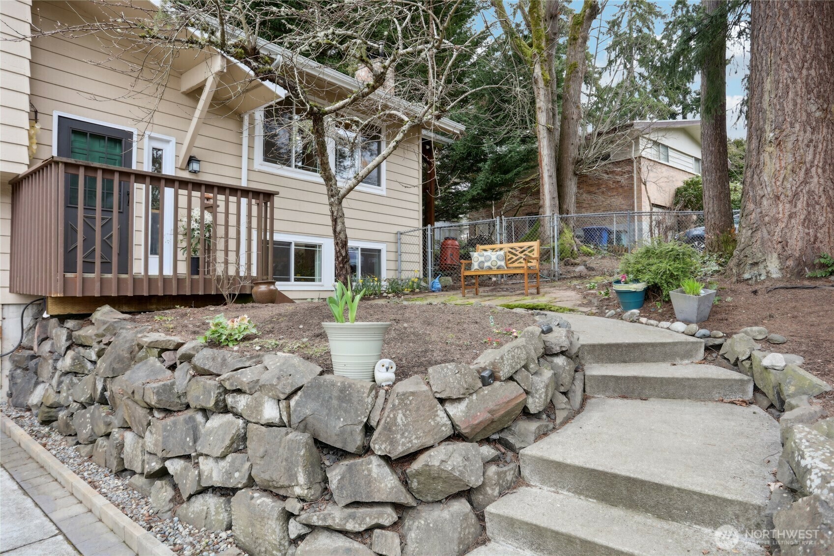 Property Photo: 15926 82nd Place NE WA 98028