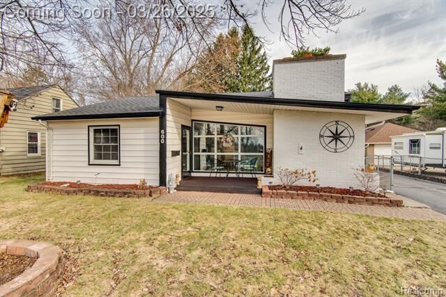 600 North Road  Fenton MI 48430 photo