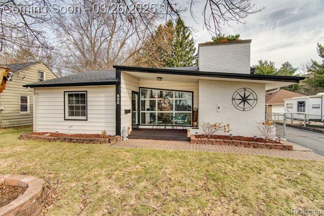 Property Photo:  600 North Road  MI 48430 