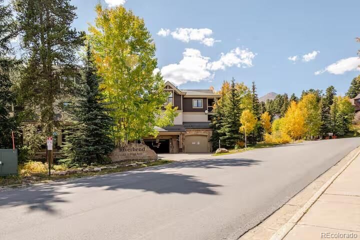 Property Photo:  655 Four O Clock Road 104  CO 80424 