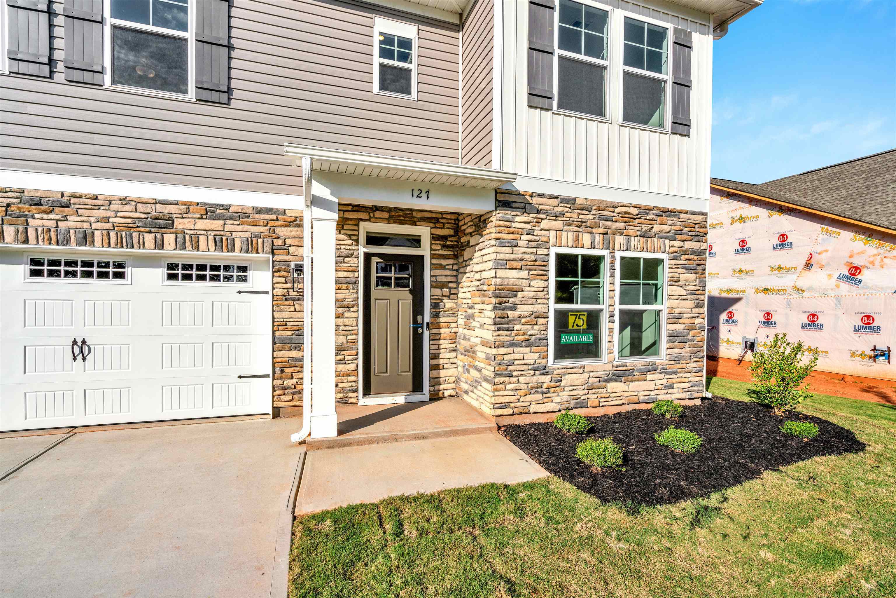 Property Photo: 127 Hunter Ridge Drive SC 29316