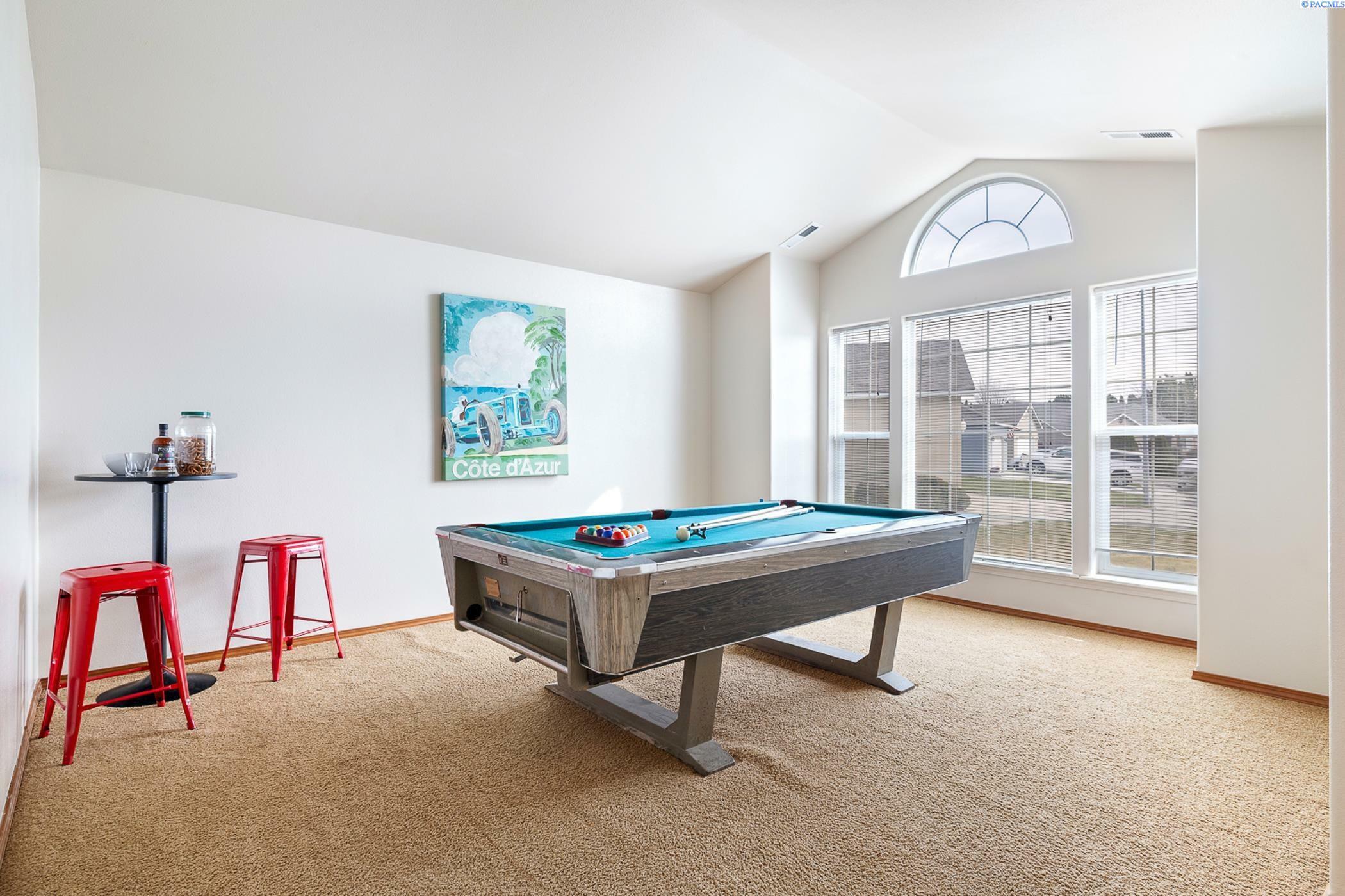 Property Photo: 2714 S Zillah Ct WA 99337