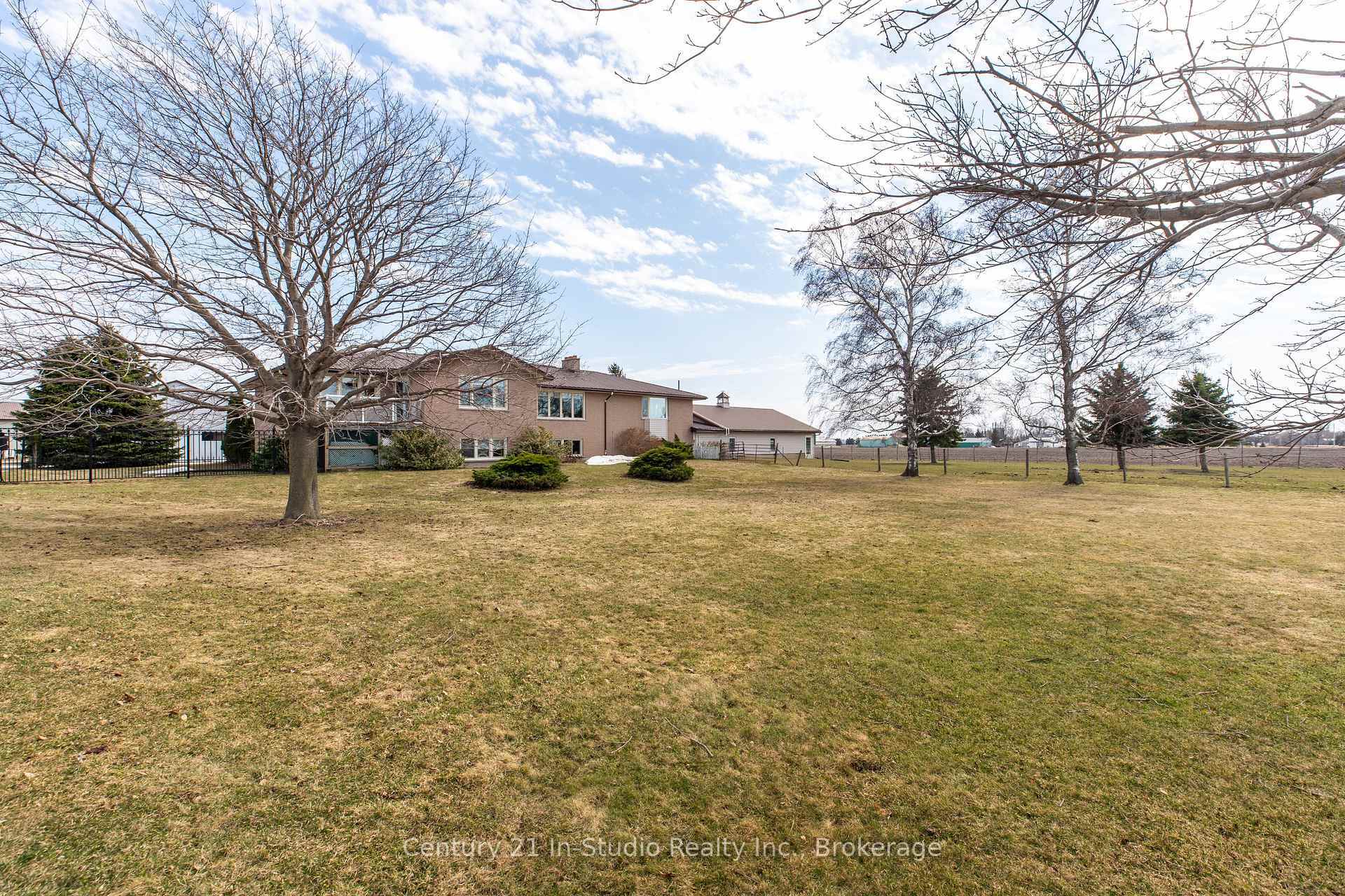 84298 Bluewater Highway  Ashfield-Colborne-Wawanosh ON N7A 3X9 photo