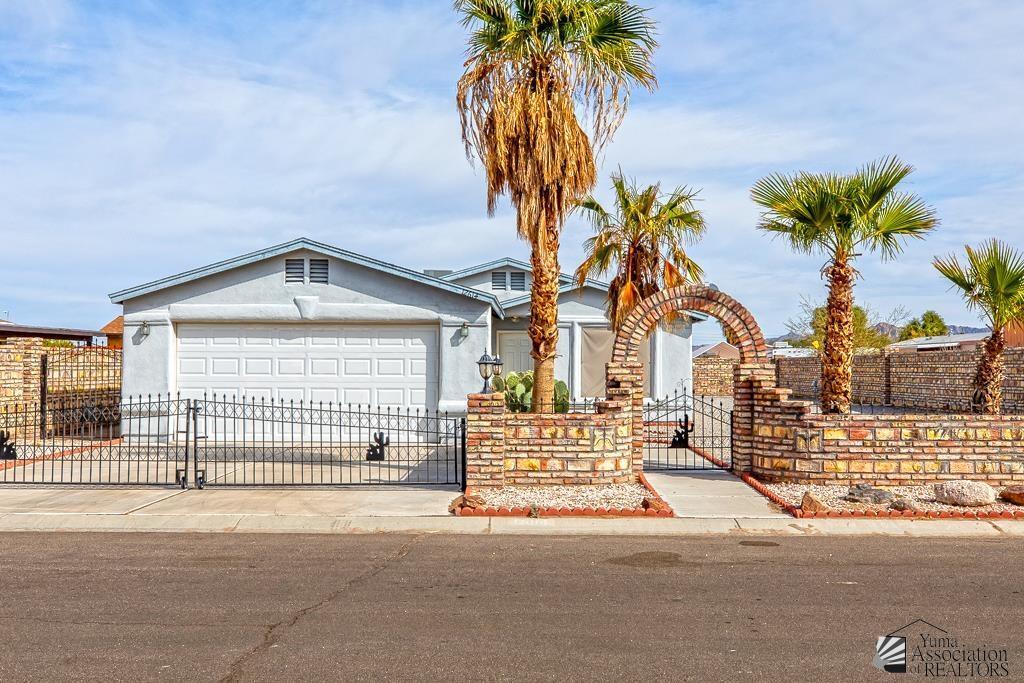 Property Photo:  12614 E 45 Dr  AZ 85367 