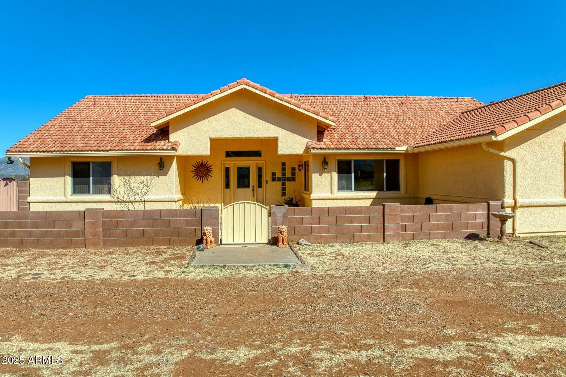 Property Photo: 8037 S Coyote Song Lane AZ 85615