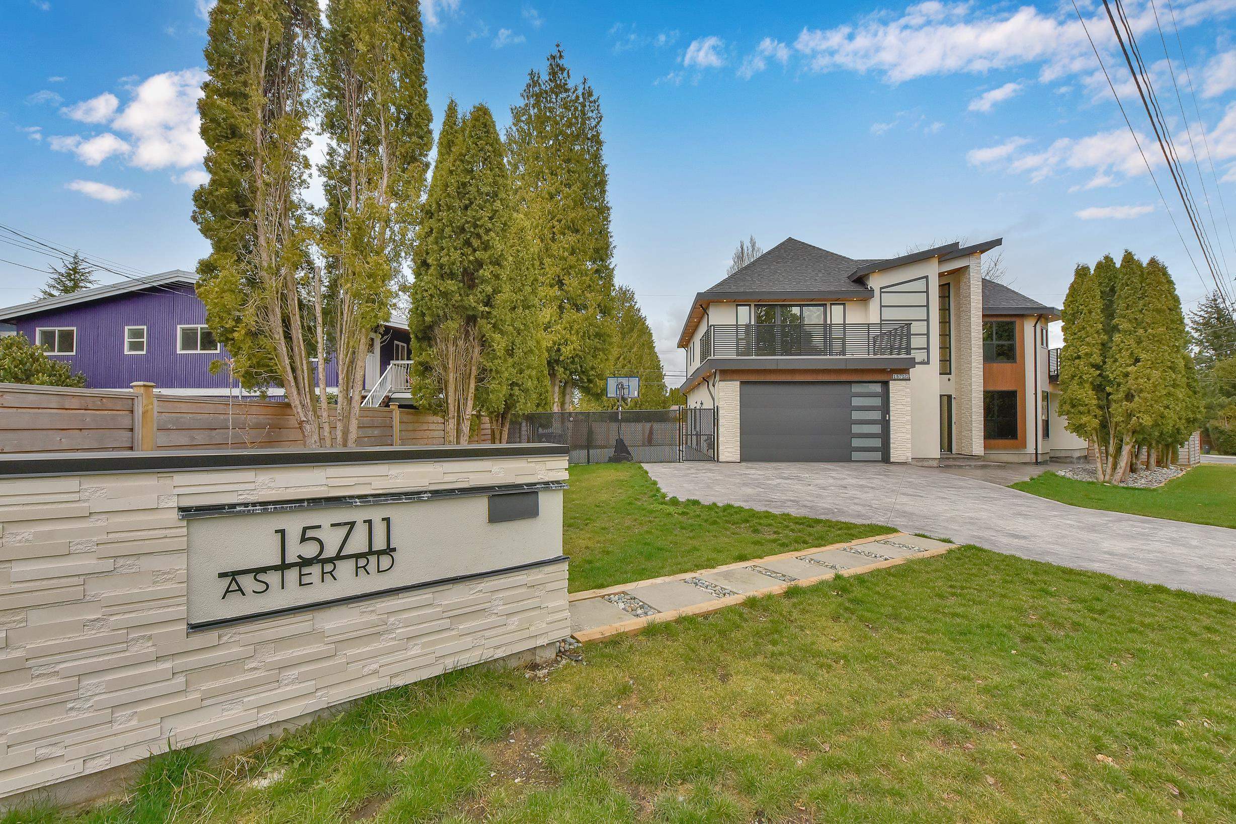 Property Photo: 15711 Aster Road BC V4A 1Y4