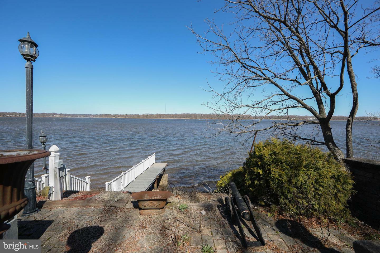 Property Photo: 19 Riverbank NJ 08010