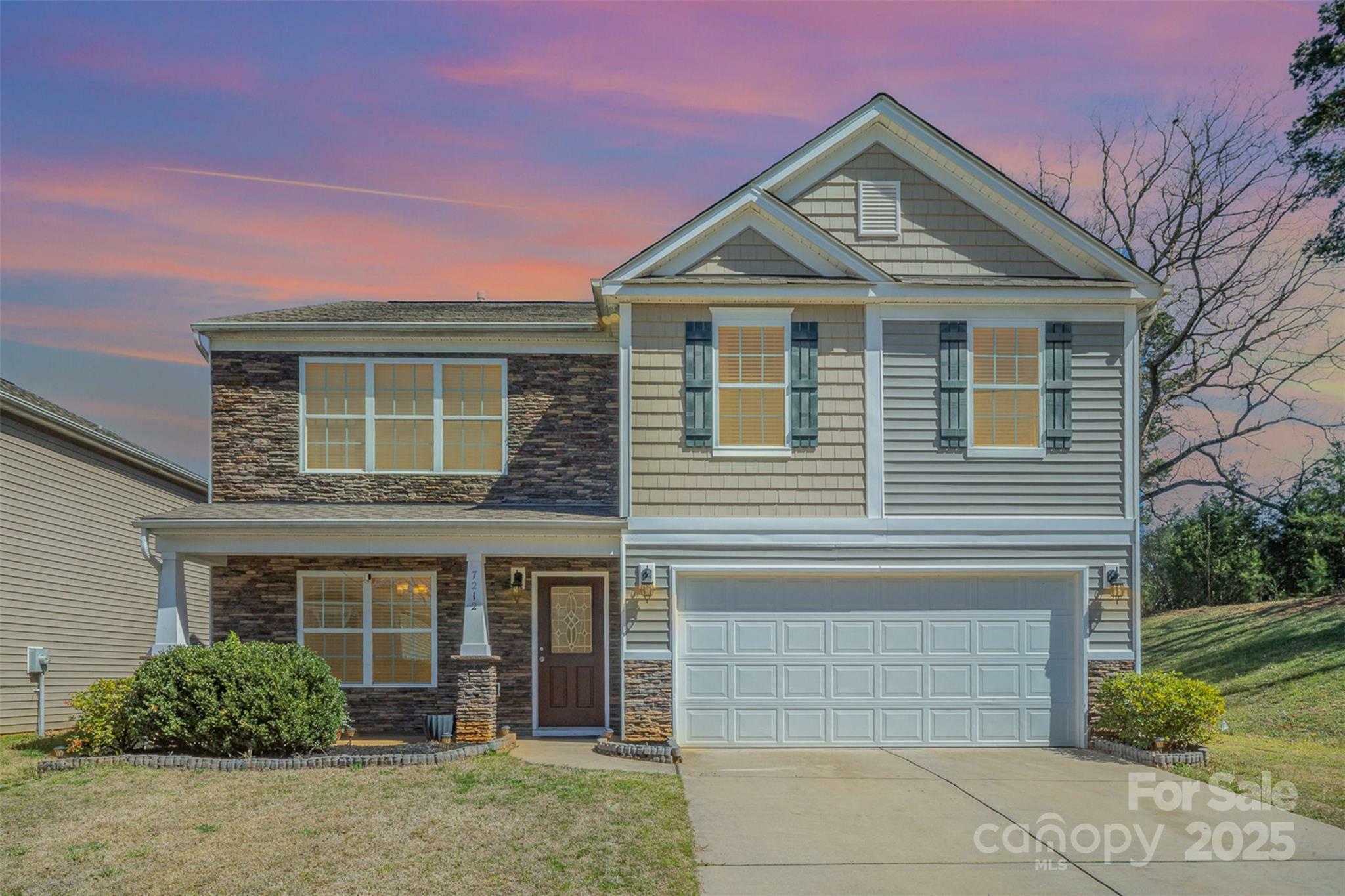 Property Photo: 7212 Niccoline Lane NC 28214