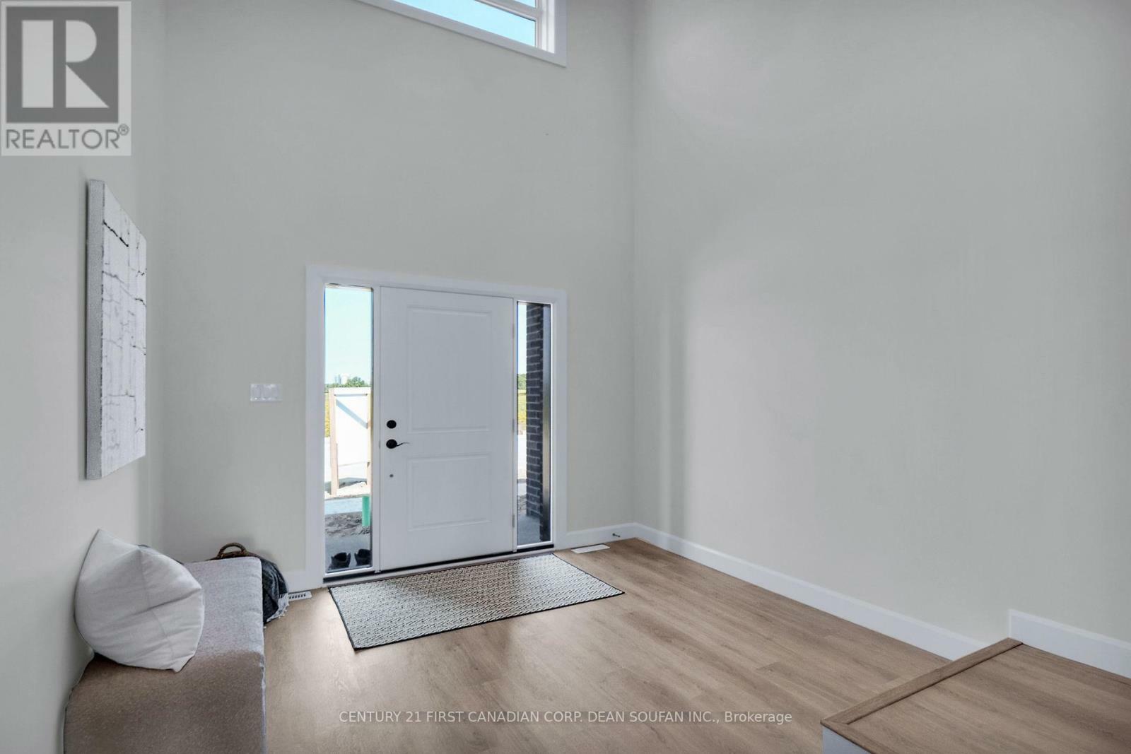 Photo de la propriété: 6382 Royal Magnolia Avenue ON N6P 0J6