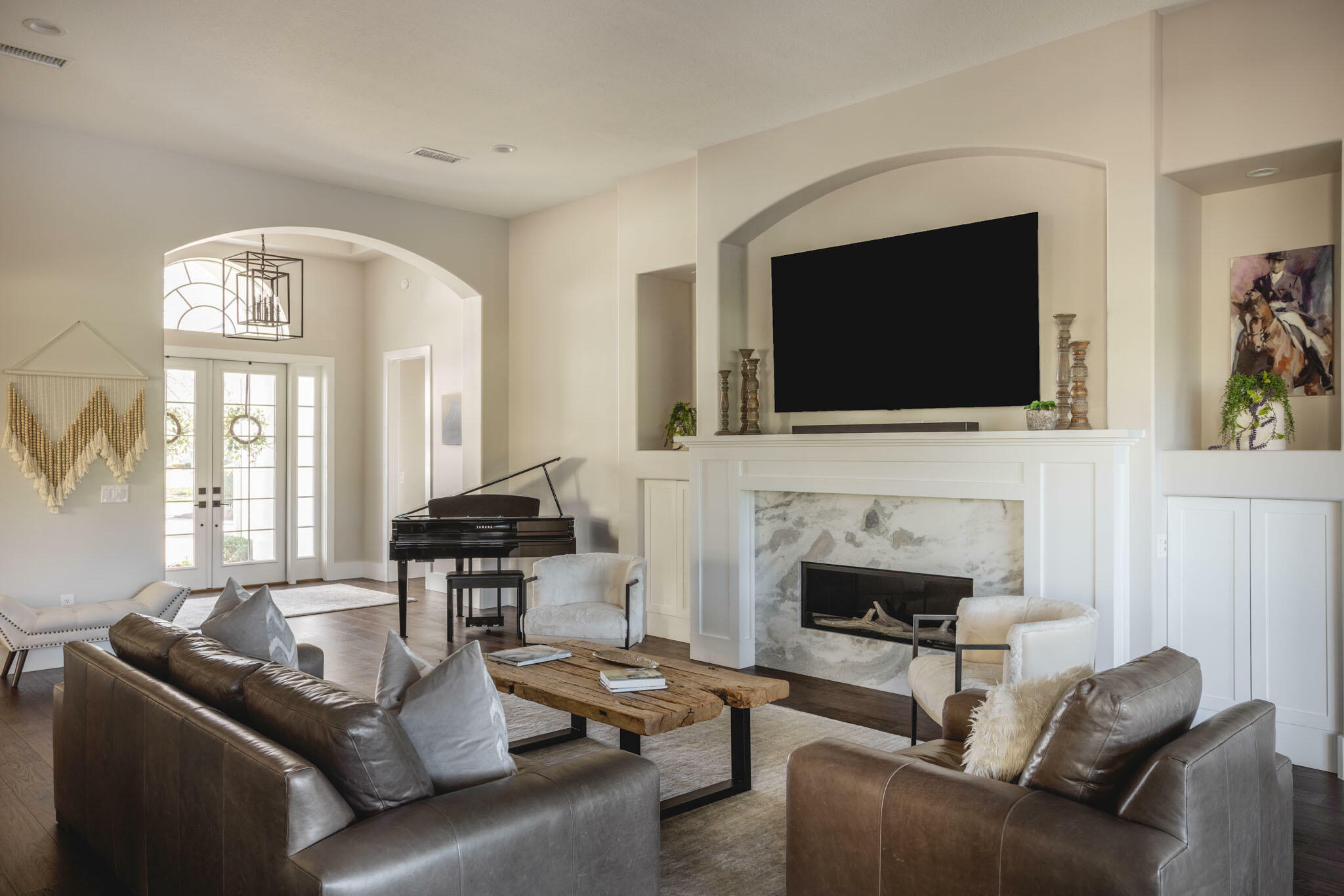 Property Photo: 4328 Carriage Lane FL 32541