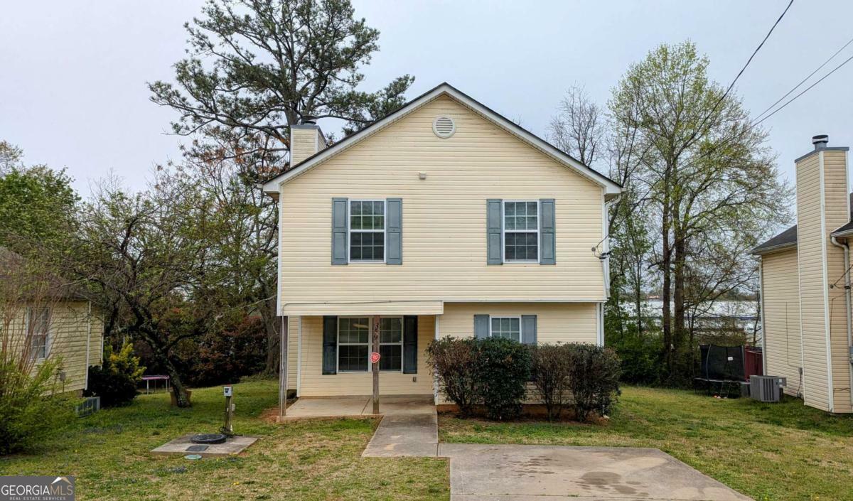 Property Photo: 359 Fourth Street GA 30297