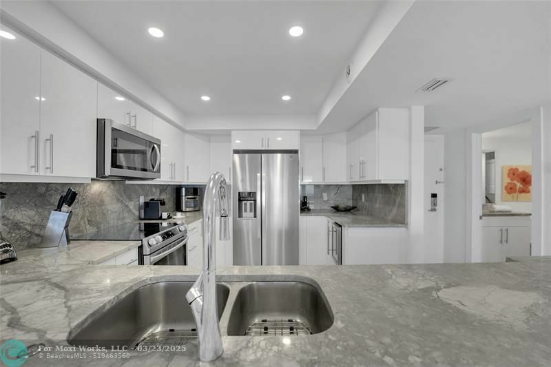 5100 N Ocean Blvd 1402  Lauderdale by the Sea FL 33308 photo
