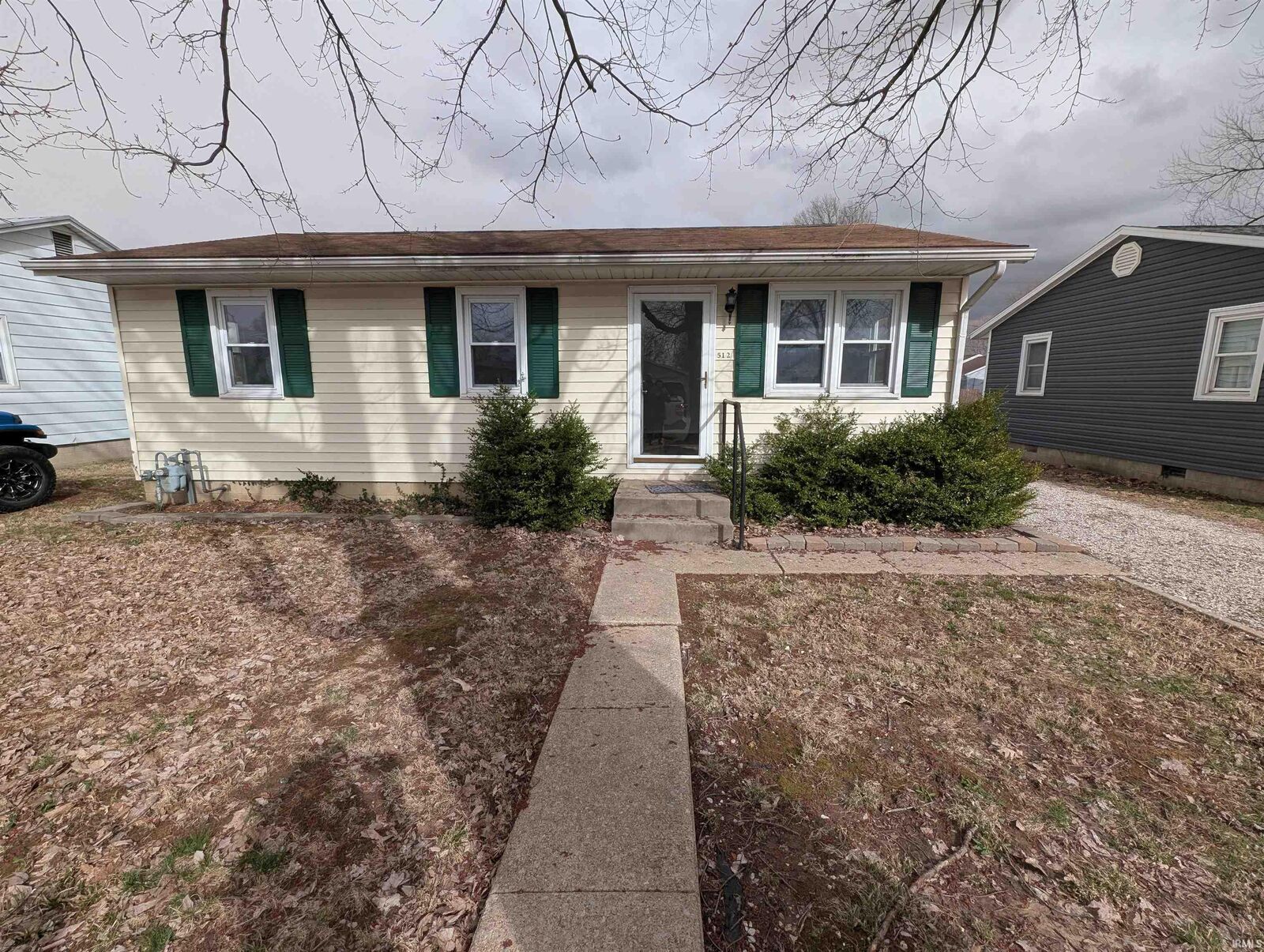 Property Photo:  512 Meredith Street  IN 47501 