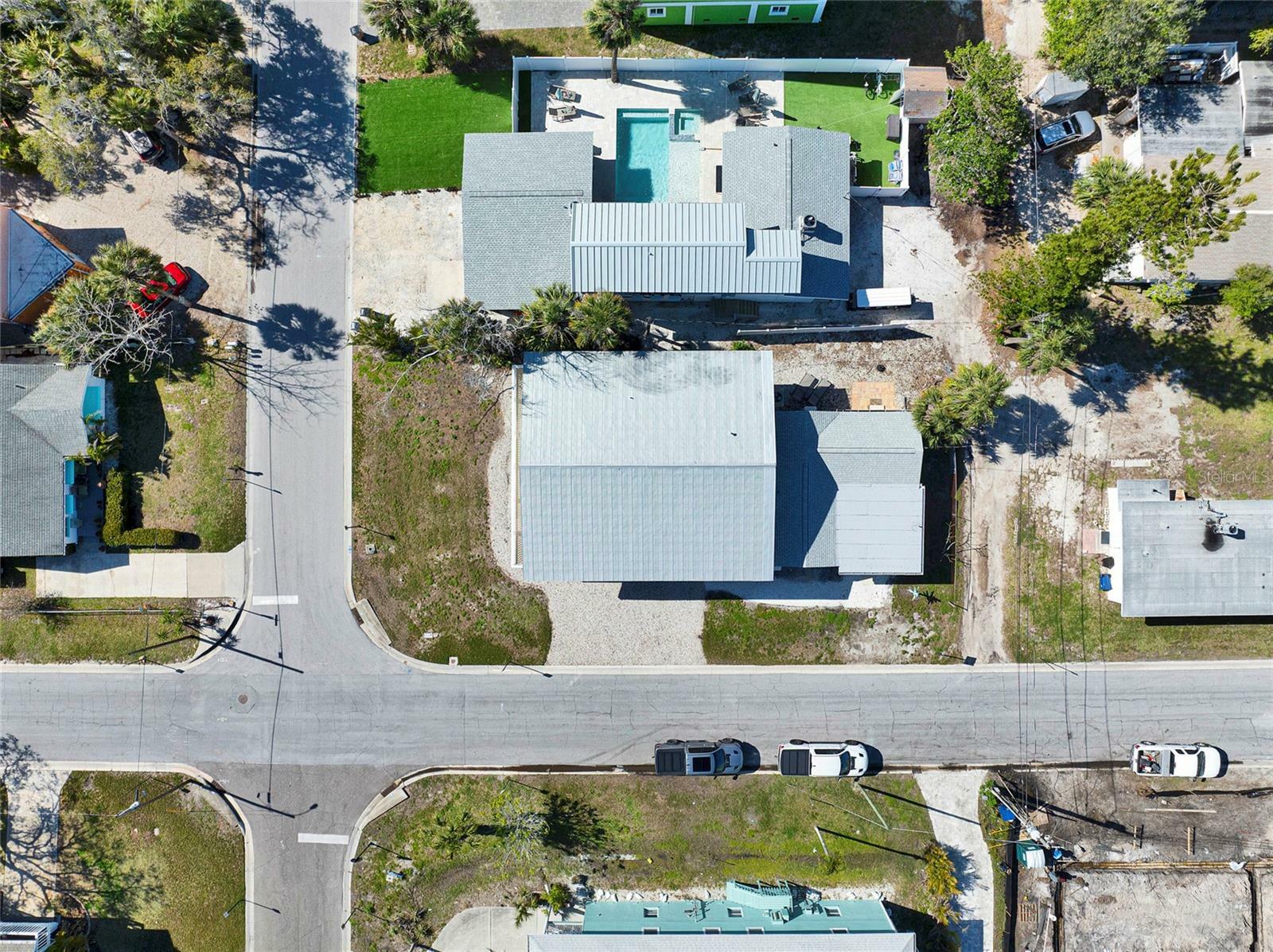 Property Photo: 2116/2114 1st Street FL 33785