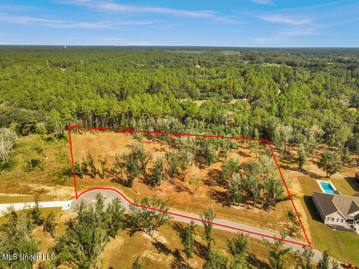Property Photo: 7805 Songbird Lane MS 39562