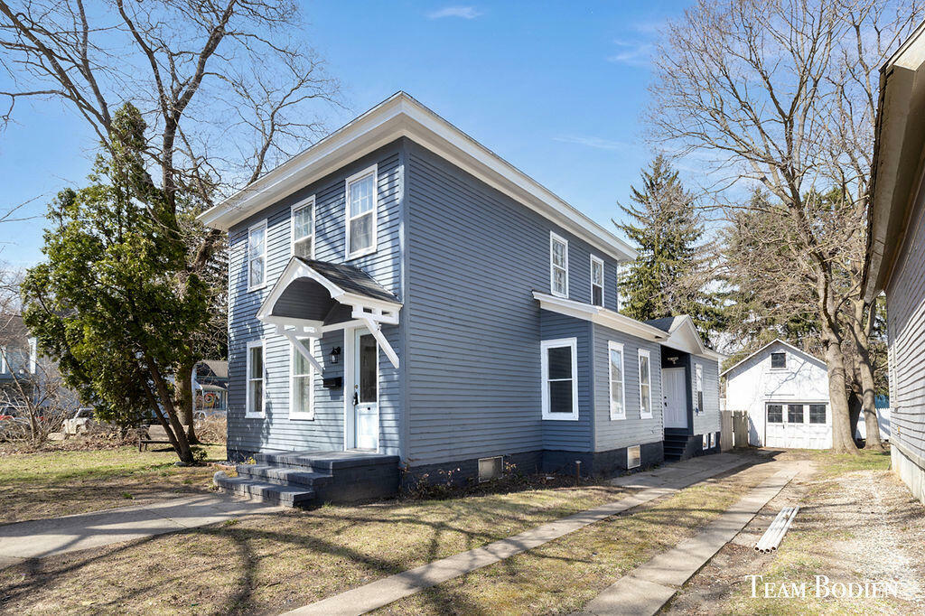 Property Photo: 514 Hubbard Street MI 49010